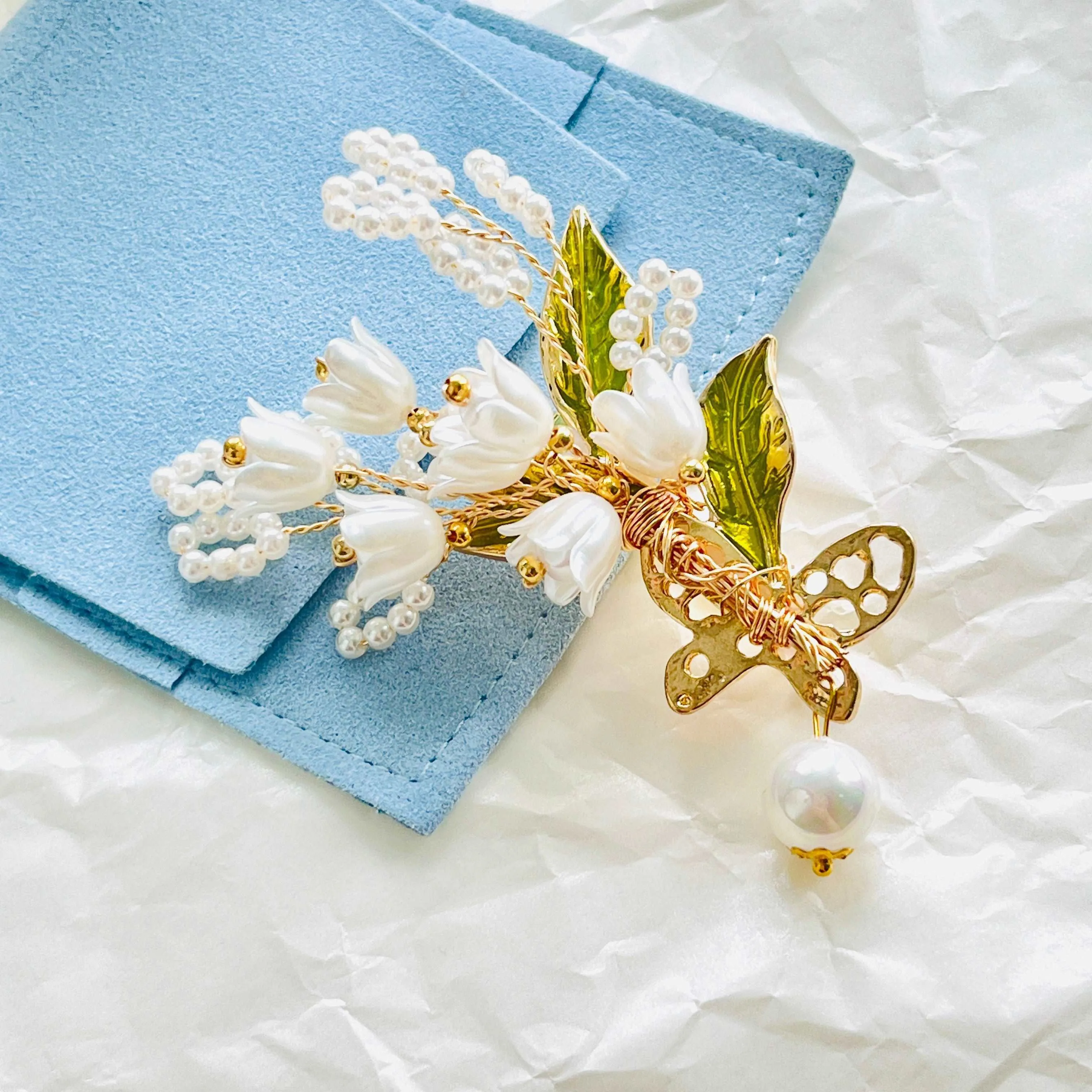 Chic Blooming Lily Of The Valley Brooch